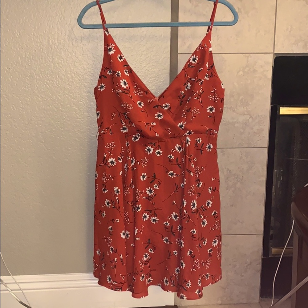 Essue floral dress